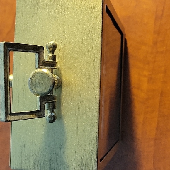 Nikky Home Gold Table Clock New - Picture 10 of 14